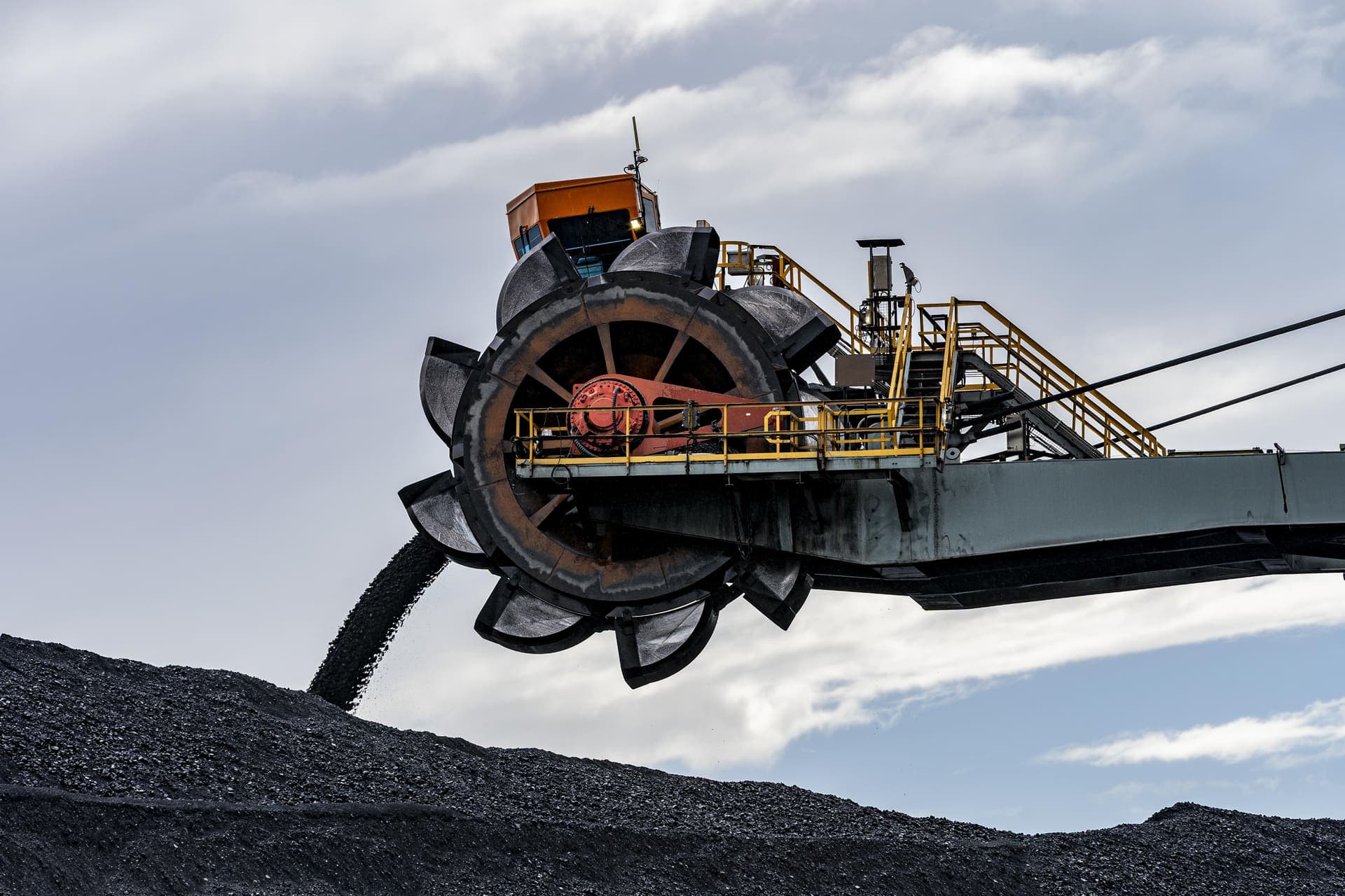 African energy and mining company — Change management and Culture Integration